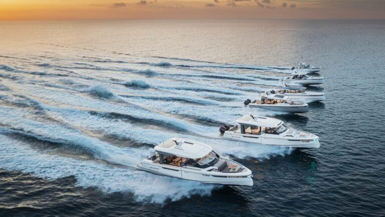 6 yachts in the sea